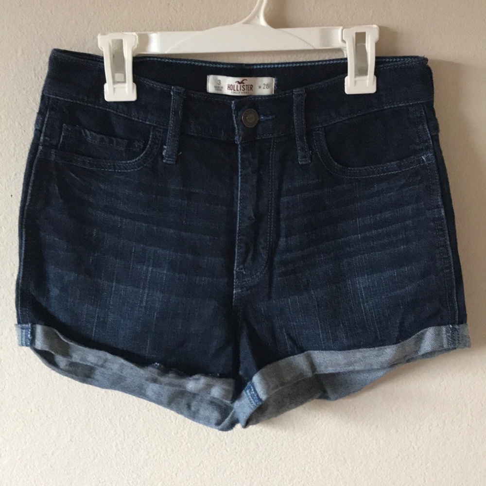 Dark-Wash Shorts 📌